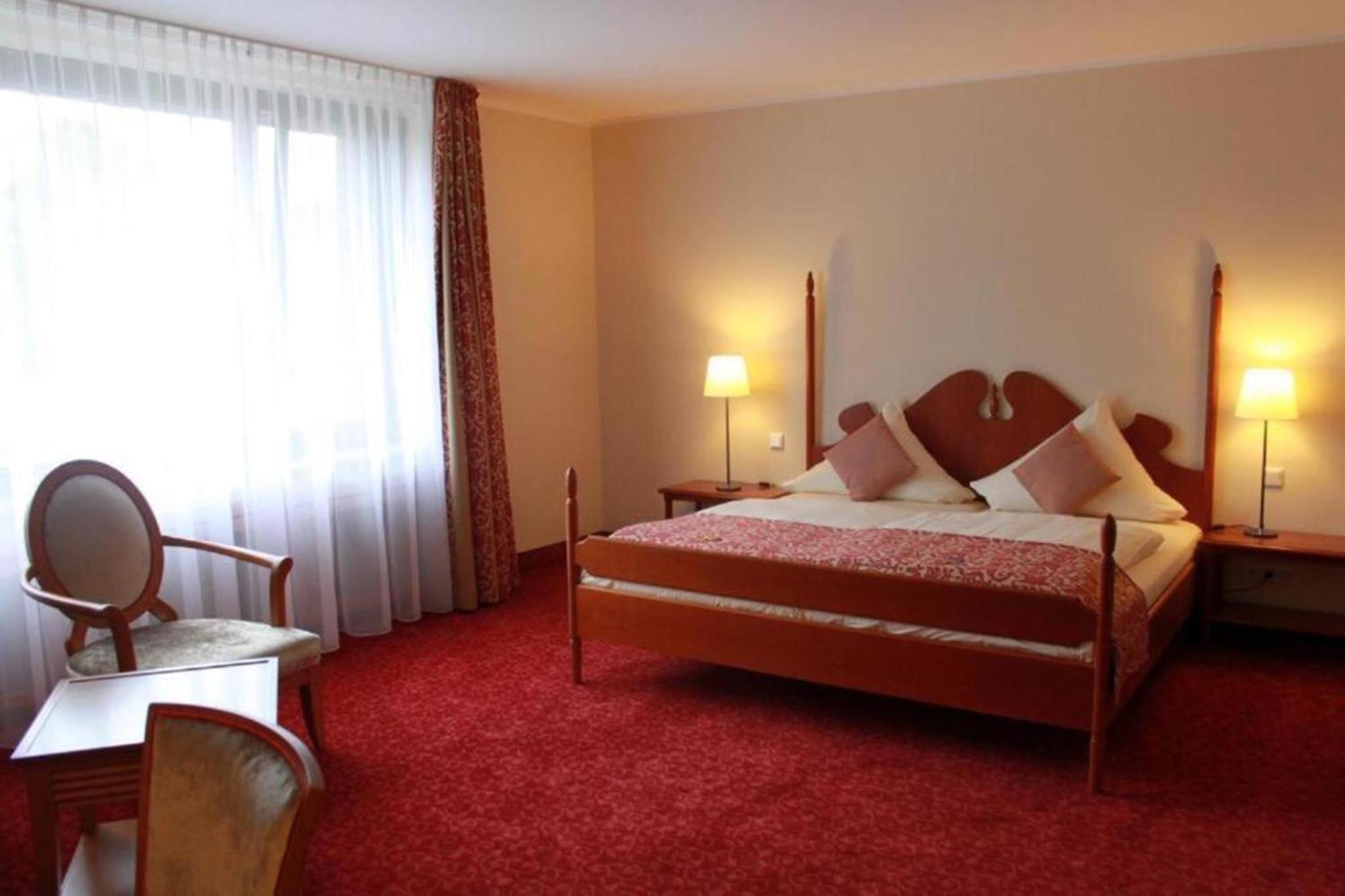 Plaza Inn Реклингхаузен Екстериор снимка