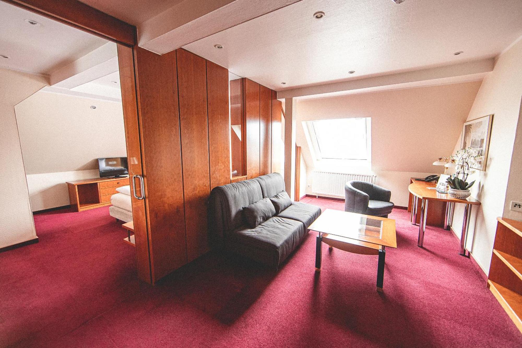 Plaza Inn Реклингхаузен Екстериор снимка