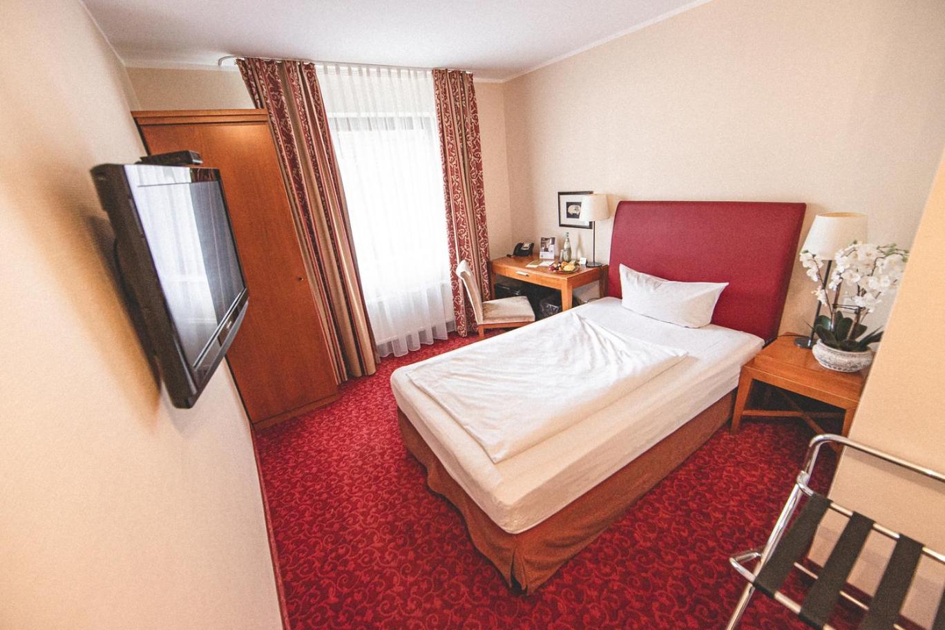 Plaza Inn Реклингхаузен Екстериор снимка