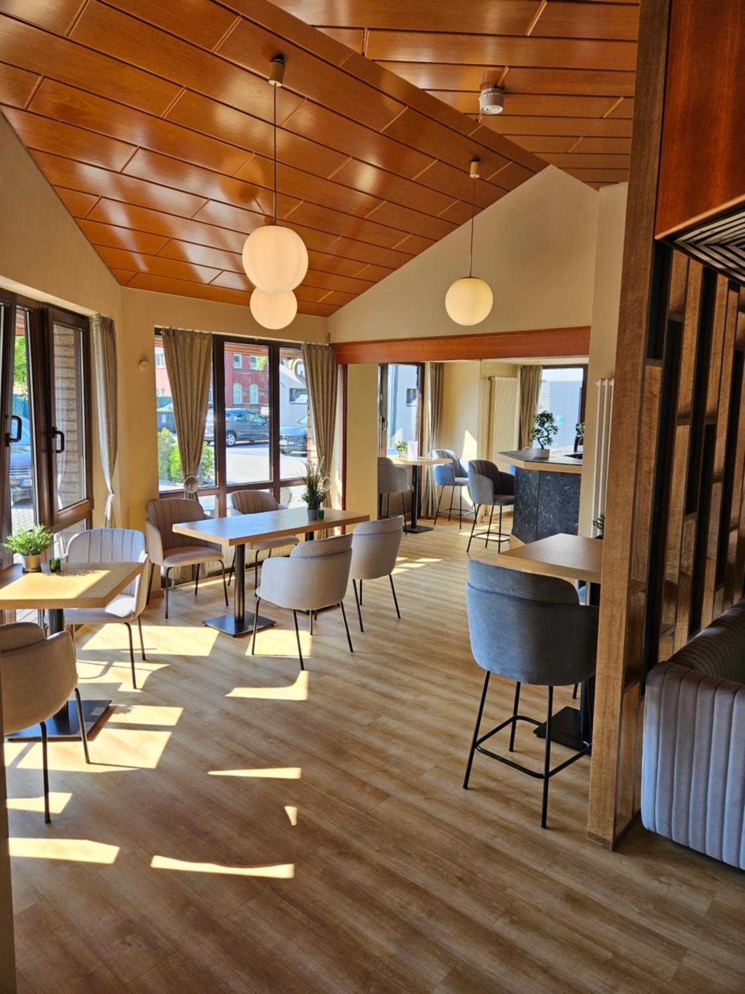 Plaza Inn Реклингхаузен Екстериор снимка